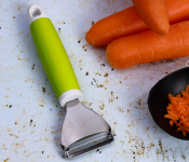 Royalford RF6302 Stainless Steel Triangle Peeler - Green & White