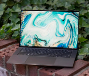 Dell XPS 15 95001800 SLVC 156 Inch UHD Image
