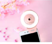 Portable LED Selfie Ring Lingt Beauty Moisturizing Flash Camera Enhancing Photography Light with Humidifier for Smartphone