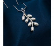 Silver Pendant With White Leaf Pearls 2216  - Similar Product Imag - ID 7150045
