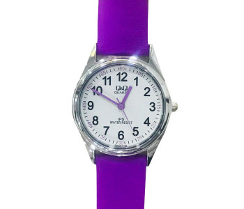 Q&Q Quartz J354Y Fashionable Ladies Water Resistant Analog Watch Purple in UAE