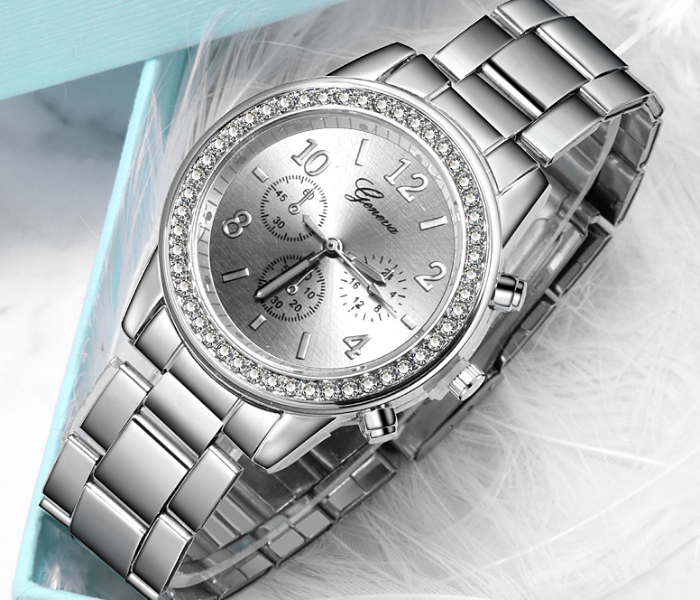GENEVA Feminino Luxury Watch - Silver in OMAN