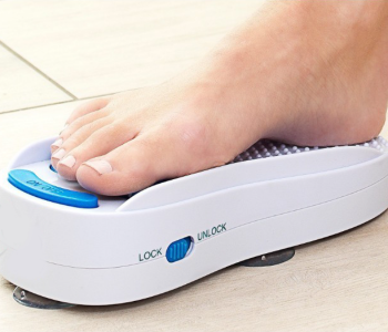 Express Delivery - HFE-123 Multi-purpose Hands-free Exfoliation Step  White - ID 13660