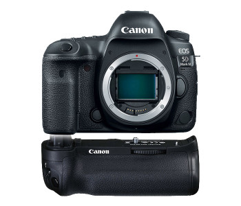 Canon EOS 5D Mark IV 30.4 MP DSLR Camera Body Only - Black in UAE