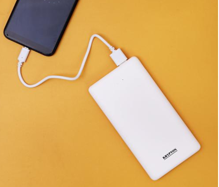 Krypton KNPB5361 10000mAh Dual USB Power Bank White 4 in UAE