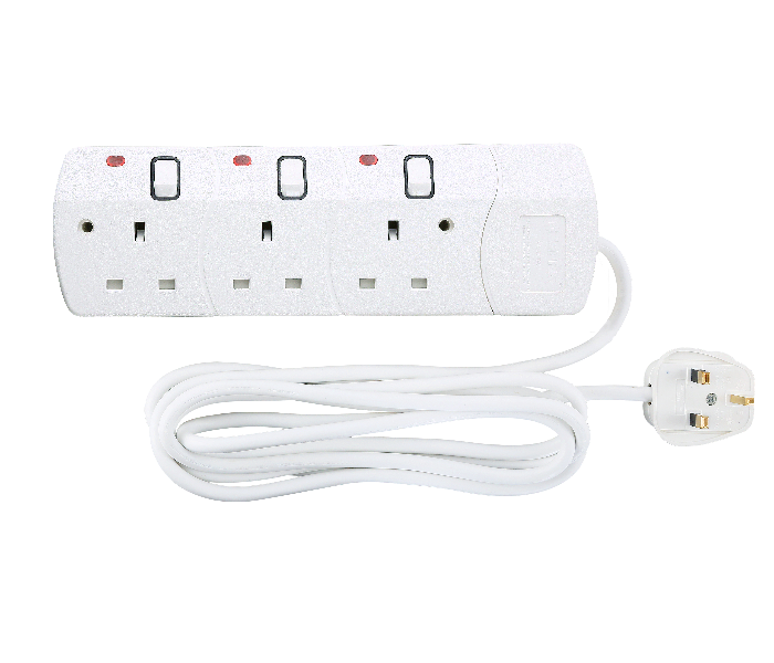 Geepas GES4083 3 Metre Portable Multi 3 Pin Socket 1 in UAE