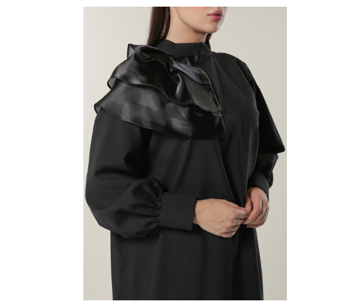 Moistreet Small Black Princess Abaya 4 in UAE