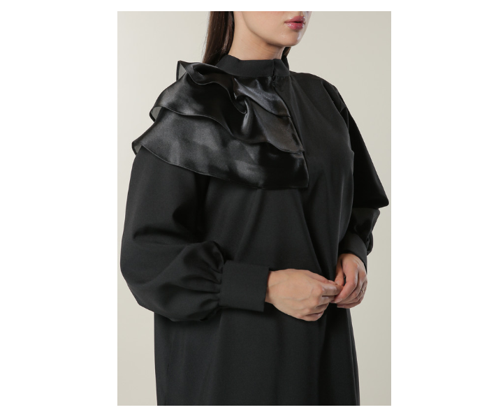 Moistreet Extra Small Black Princess Abaya 4 in UAE