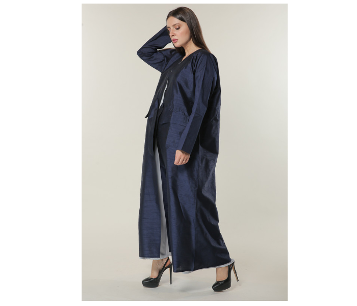 Moistreet Large Navy Abaya Set with White Under Abaya 3 in UAE