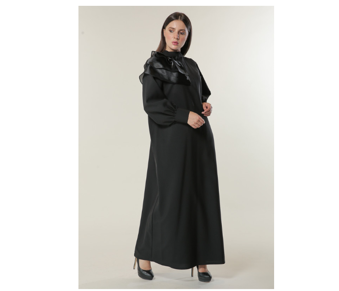 Moistreet Medium Black Princess Abaya 2 in UAE