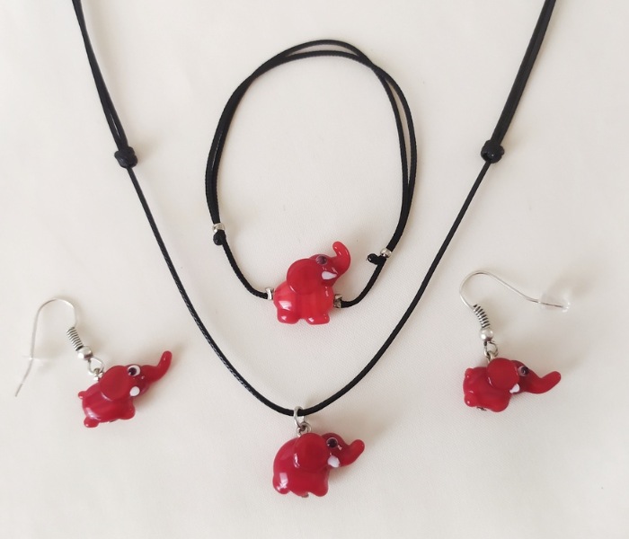 Handmade Glass Art Elephant Jewellery Set - Red and Black 1 in UAE