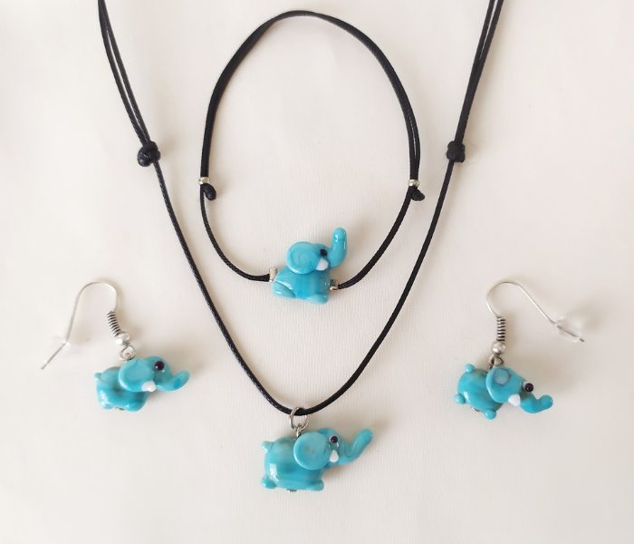 Handmade Glass Art Elephant Jewellery Set - Green and Black 1 in UAE