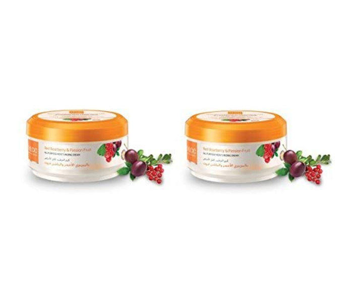VLCC Pack Of 2 150ml Red Bearberry and Passion Fuit Set 1 in UAE