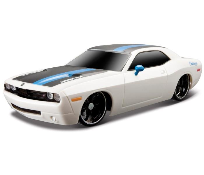 Maisto Tech 81217 (81063) Remote Control 1:24 Promotion Dodge Challenger Concept Without Batteries White - Zoom Image