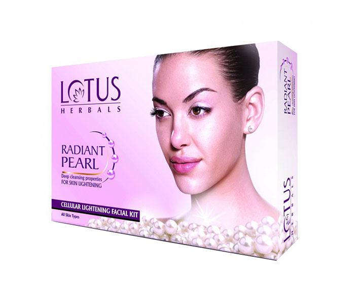 Lotus Herbals Radiant Pearl Cellular Lightening Facial Kit - Zoom Image