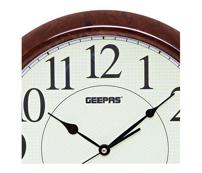 Geepas GWC4804 Taiwan Movement Luminous Dial Wall Clock, Whtie & Brown - Zoom Image 3