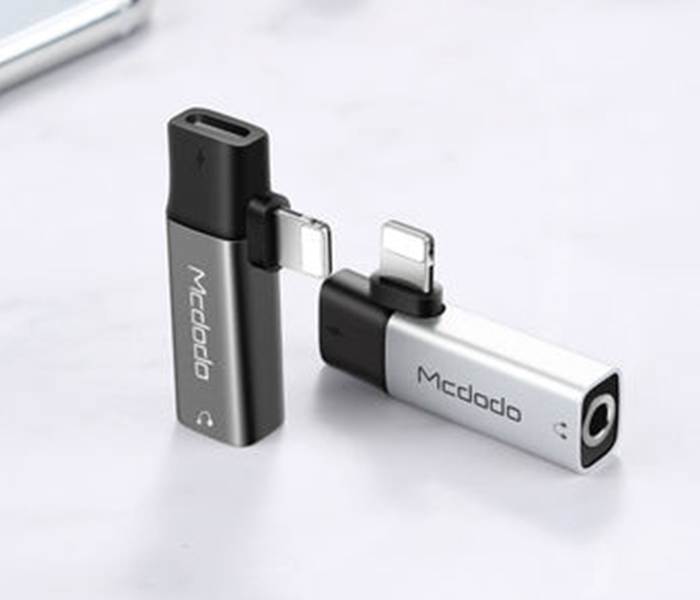 Mcdodo CA-6211 iPhone Lightning to Lightning & Audio 3.5mm Splitter - Black - Zoom Image 3