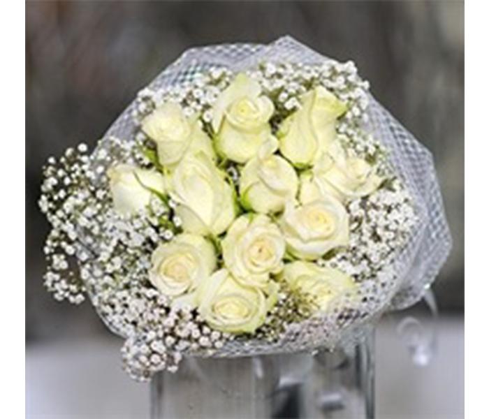 Arabian Florist 12 Pieces White Roses Bouquet - Zoom Image