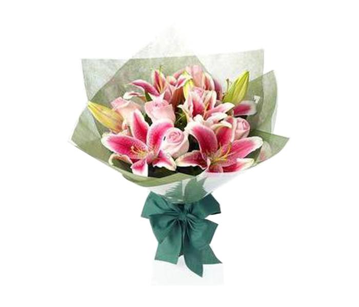 Arabian Florist 12 Pieces Mixed Roses & Lilies Bouquet - Zoom Image