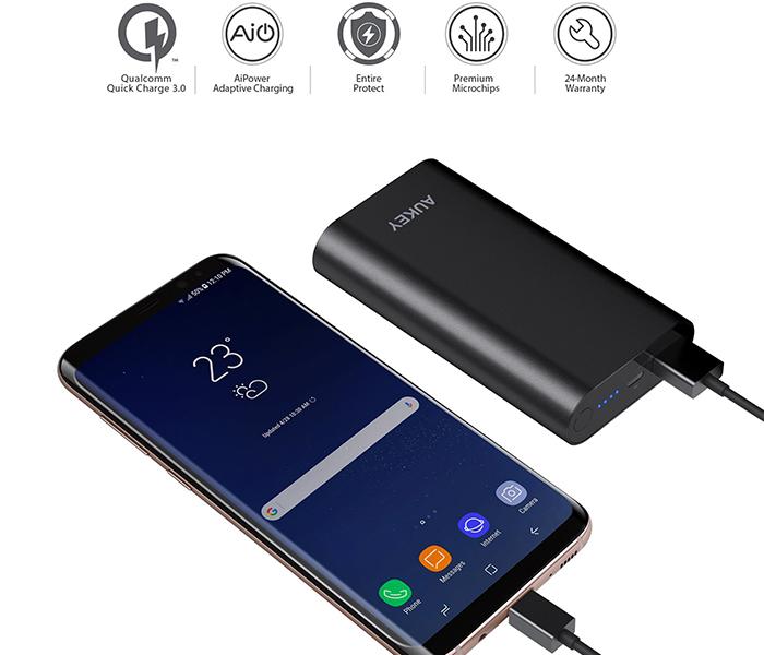 Aukey PB-T15 10050mAh QC 3.0 Two Way Power Bank - Black - Zoom Image 2