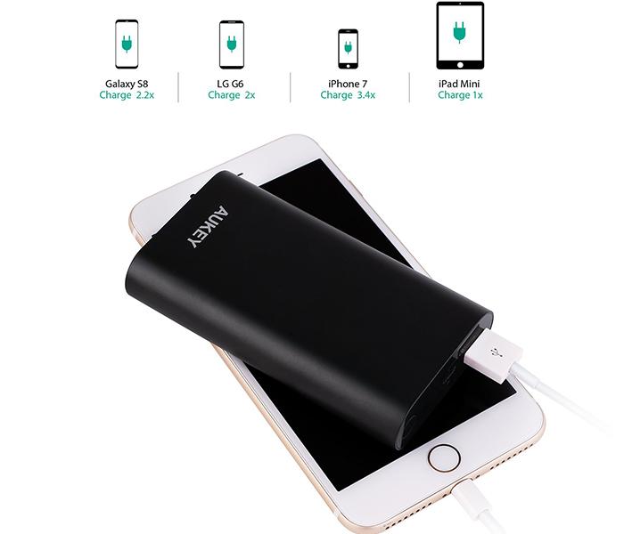 Aukey PB-T15 10050mAh QC 3.0 Two Way Power Bank - Black - Zoom Image 5