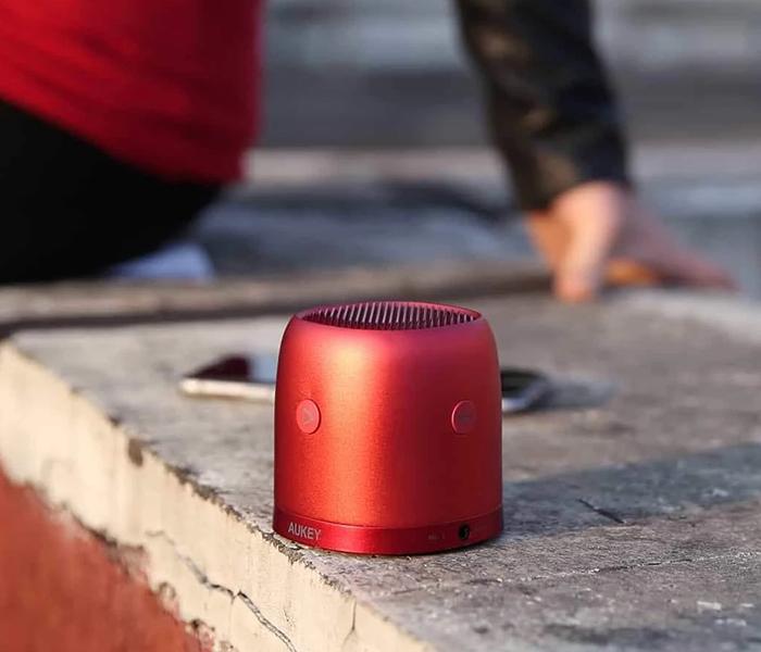 Aukey SK-M31 Wireless Mini Speaker - Red - Zoom Image 2