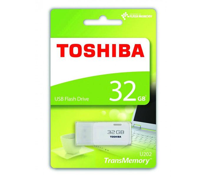 Toshiba U202 32GB TransMemory Hi-Speed USB 2.0 Flash Drive - White - Zoom Image 3