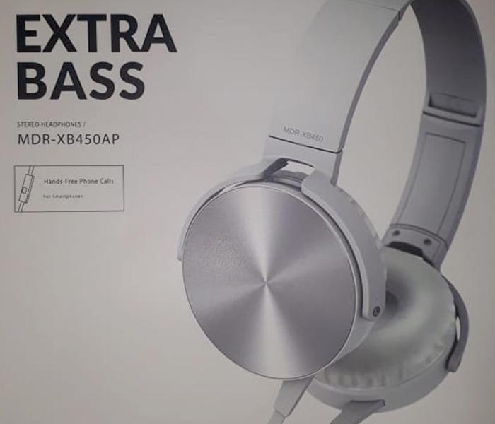 XE Fashionable Extra Bass On-Ear Wired Headset With Mic - White - Zoom Image