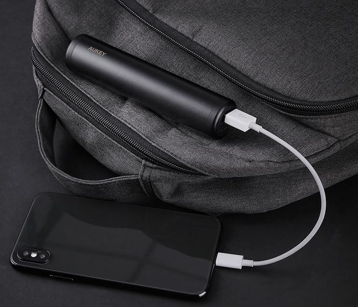 Aukey PB-N55 7000mAh Lipstick Sized Glossy Power Bank - Black - Zoom Image 2