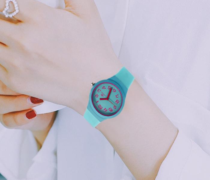 RINNADY - Jelly Silicone Women's Wrist Analog Watch - Sky Blue - Zoom Image 1