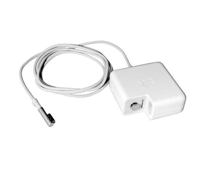 Apple MC747B 45W MagSafe Power Adapter for MacBook Air - White - Zoom Image 1