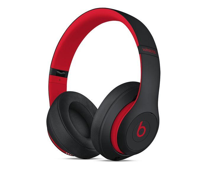 Apple MRQ82ZM/A Beats Studio3 Decade Collection Wireless Over-Ear Headphones with Microphone - Black & Red - Zoom Image 3