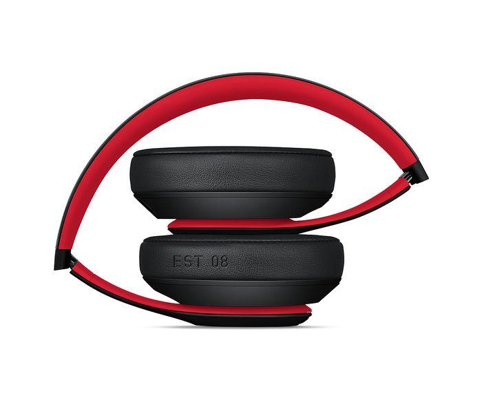 Apple MRQ82ZM/A Beats Studio3 Decade Collection Wireless Over-Ear Headphones with Microphone - Black & Red - Zoom Image 1