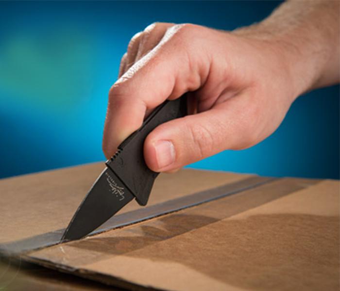 Ultra Thin Credit-Card Sized Utility Knife - Black - Zoom Image 3