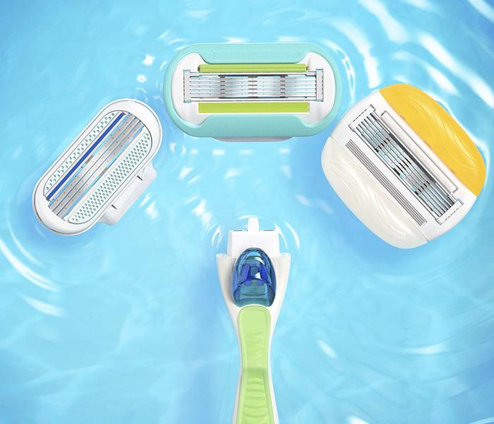 Gillette Venus Embrace Women Razor with 4 Cartridges - Zoom Image 2