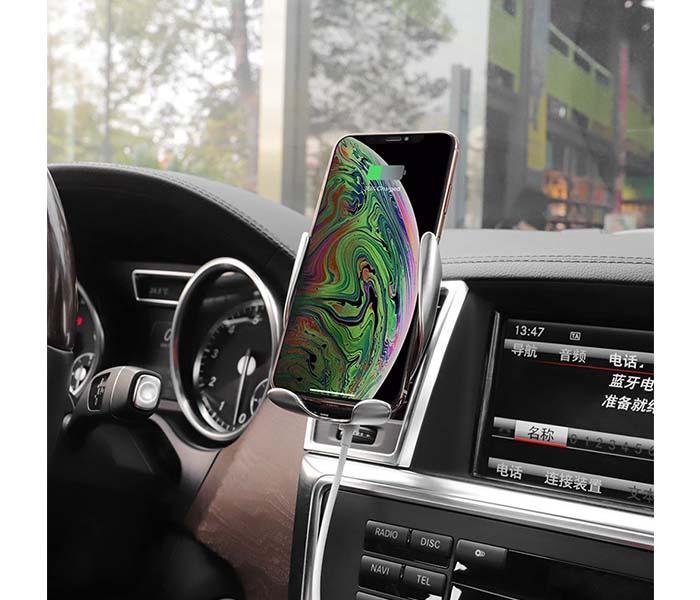 Hoco CA34 Elegant In-Car Phone Holder with Wireless Charging for 4-6.5 inch Mobile Phones, Silver - Zoom Image 6