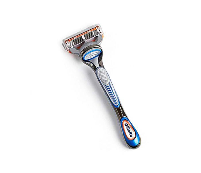 Gillette Fusion5 Men Razor Handle and Blade Refills  - Zoom Image 1