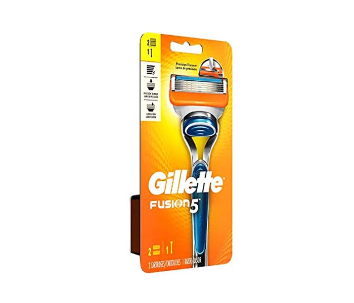 Gillette Fusion5 Men Razor Handle and Blade Refills  - Zoom Image 2