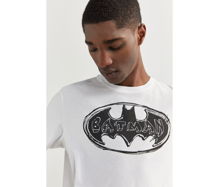 Springfield SS20 Regular fit Batman Print T-Shirt Medium For Men - White - Zoom Image 1