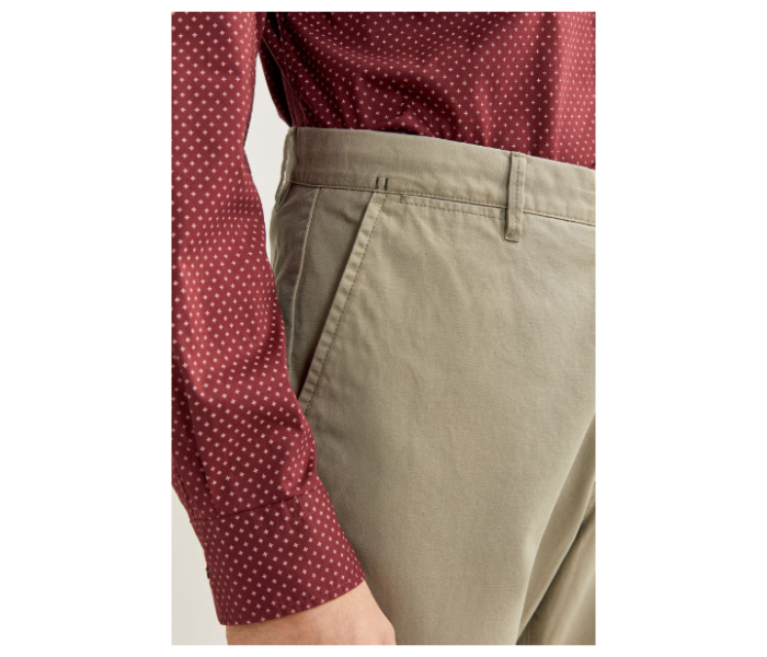 Springfield SS20 Solid Sport Trousers Chinos EU 46 For Men - Light Khaki - Zoom Image 3