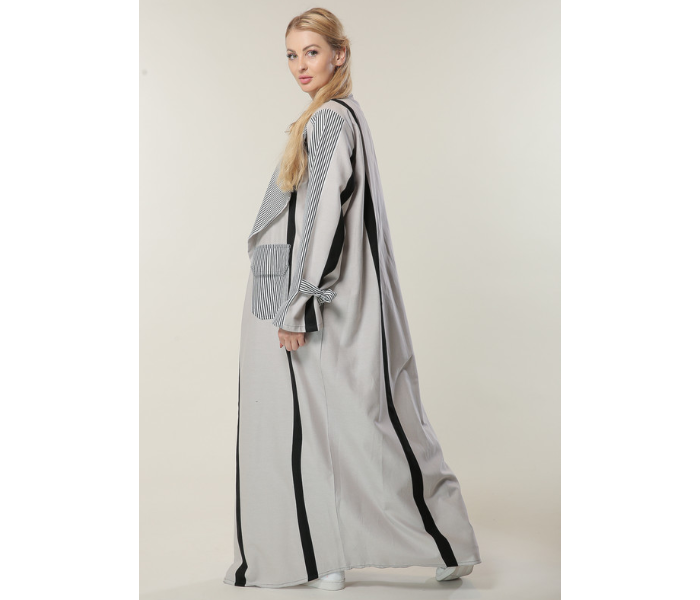 Moistreet Small Black and White stripes Casual Abaya - Zoom Image 3