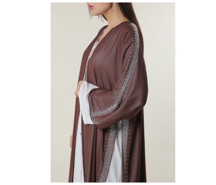 Moistreet Extra Large White and Brown Hand Embroidered Abaya - Zoom Image 3