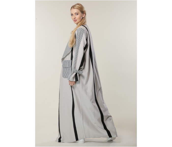 Moistreet Extra Large Black and White stripes Casual Abaya - Zoom Image 3