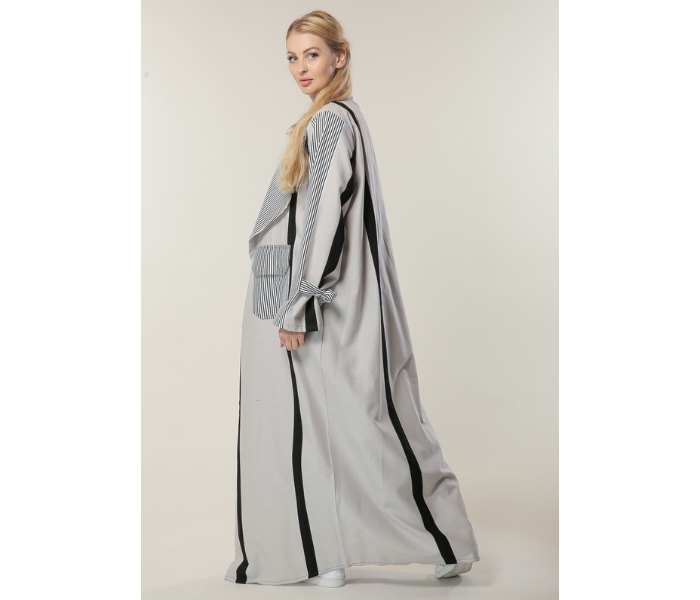 Moistreet Large Black and White stripes Casual Abaya - Zoom Image 3