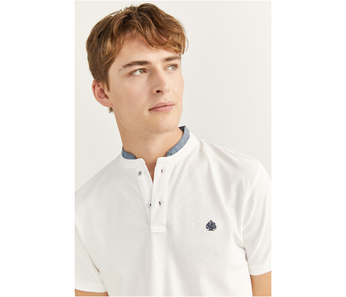 Springfield SS20 Basic Solid Slim Fit Polo T-Shirt With Double Mandarin Collar X-Large For Men - White - Zoom Image 2