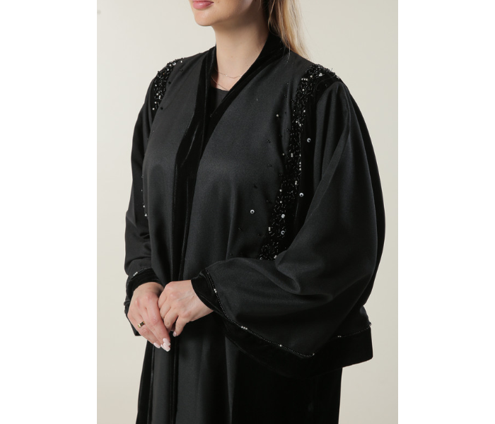 Moistreet Medium Black Abaya with Abstract Handwork - Zoom Image 4