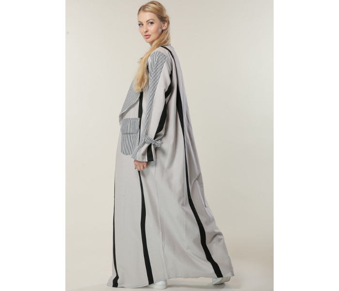 Moistreet Double XL Black and White stripes Casual Abaya - Zoom Image 3