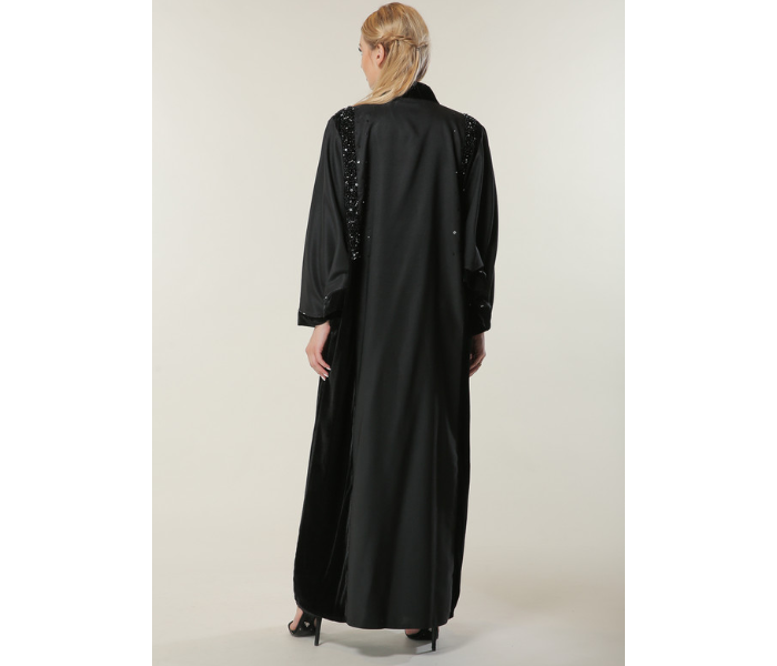 Moistreet Small Black Abaya with Abstract Handwork - Zoom Image 3