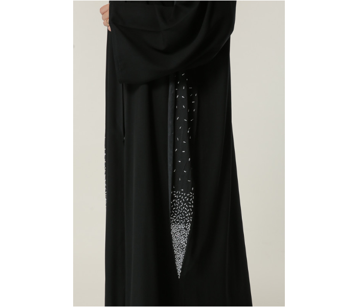 Moistreet Small Black Abaya with Handwork on Twin Panels - Zoom Image 4