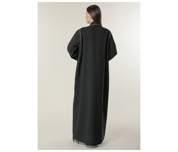 Moistreet Medium Black Abaya with White Pipin and Buttons Detailing - Zoom Image 3